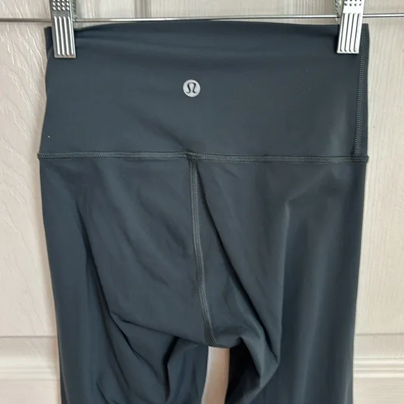Lululemon blue green leggings Size 2 - Picture 3 of 12
